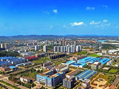 彭國(guó)甫調(diào)度懷化高新區(qū)升級(jí)創(chuàng)建國(guó)家高新區(qū)工作