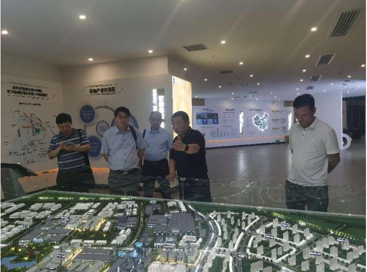 合力創(chuàng)高、共謀發(fā)展——蘇仙產(chǎn)業(yè)開發(fā)區(qū)領(lǐng)導(dǎo)一行到訪我院湖南辦事處交流座談